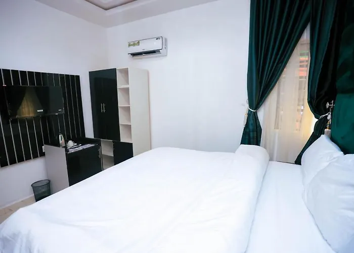 Cupid'S Corner Luxury Hotel And Apartments