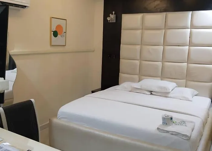 Jcs Hotel